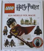 Lego Harry Potter een wereld vol magie boek + minifiguurtje, Ophalen of Verzenden, Boek of Poster, Zo goed als nieuw