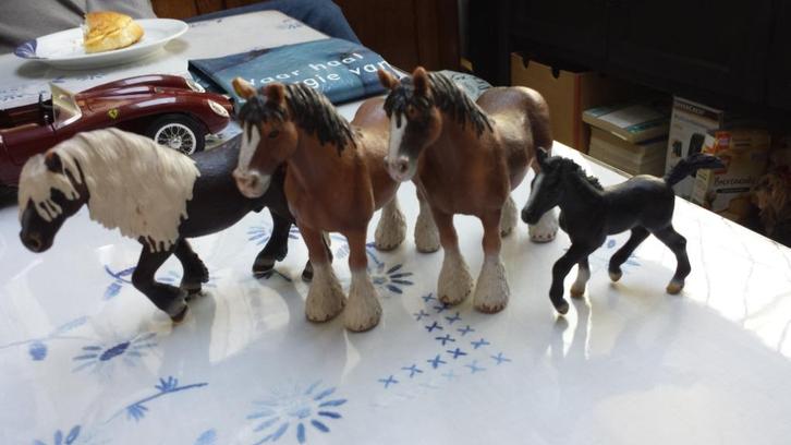 Oude SCHLEICH figuren PAARDEN <> Schleich HORSES 2009, Verzamelen, Dierenverzamelingen, Gebruikt, Beeldje of Figuurtje, Paard