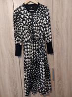 K design Kdesign jurk maat m 38 10 rits gevoerd zwart wit, Kleding | Dames, Jurken, Ophalen of Verzenden, Gedragen, Maat 38/40 (M)