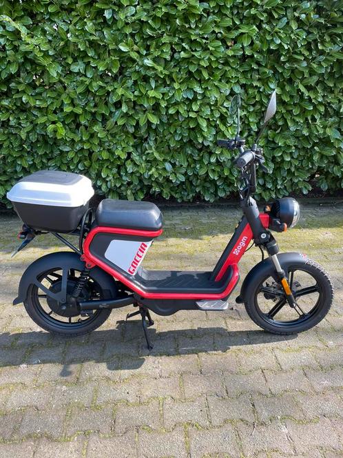 Agm goccia gev1000, Fietsen en Brommers, Snorfietsen en Snorscooters, Zo goed als nieuw, Overige merken, Elektrisch, Ophalen