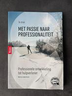 Bertus Leijenhorst - Met passie naar professionaliteit, Ophalen of Verzenden, Zo goed als nieuw, Bertus Leijenhorst, Nederlands