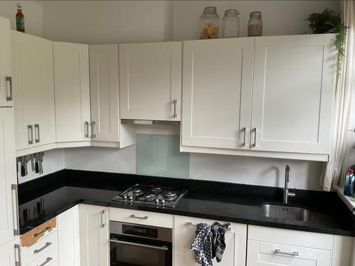 Granieten aanrechtblad met onderbouw spoelbak en kookplaat, Huis en Inrichting, Keuken | Keukenelementen, Zo goed als nieuw, Minder dan 100 cm