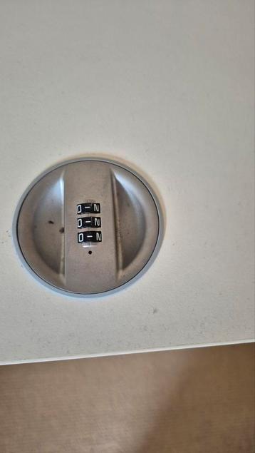 Galant kast van Ikea - afbeelding 2