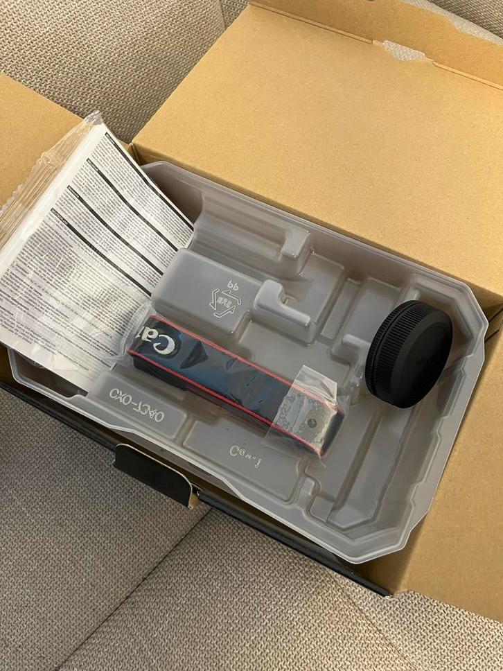 Canon R8 + RF 24mm f/1.8 Macro IS STM, Audio, Tv en Foto, Fotocamera's Digitaal, Zo goed als nieuw, Spiegelreflex, Canon, Geen optische zoom