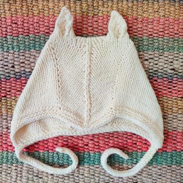 Retro mutsjes met oortjes van katoen, Peru handmade  beschikbaar voor biedingen