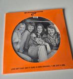 ABBA - Love Isn't Easy / I Am Just A Girl - Nieuw, 7 inch, Single, Ophalen of Verzenden, Pop