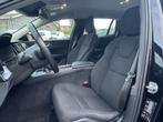 Volvo V60 2.0 B3 Momentum Advantage |NAVI|CAMERA|BTW|ORGNL|N, Stof, 4 cilinders, 1969 cc, Zwart