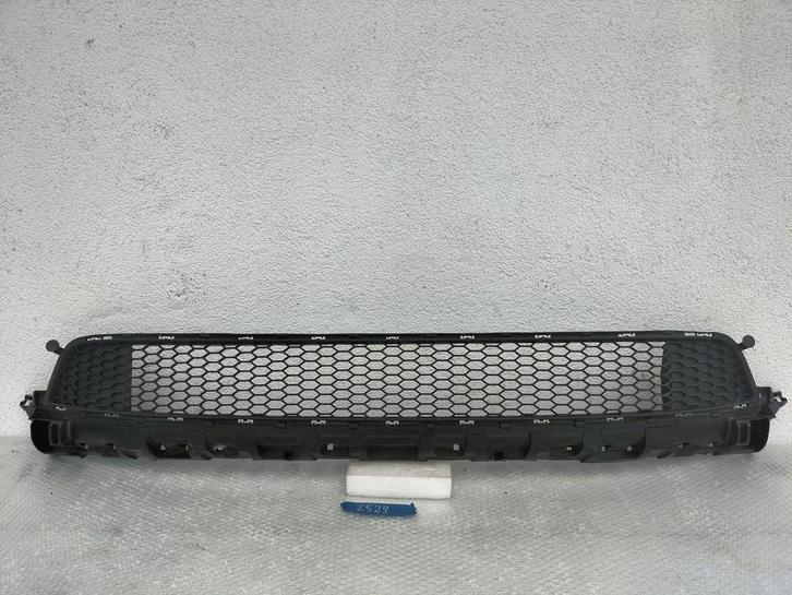 RENAULT TRAFIC III LIFT BUMPER GRILLE, Auto-onderdelen, Carrosserie en Plaatwerk, Bumper, Renault, Voor, Gebruikt, Ophalen of Verzenden