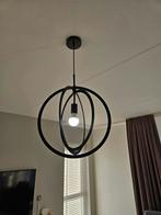 Zwarte hanglamp met modern design, Ophalen
