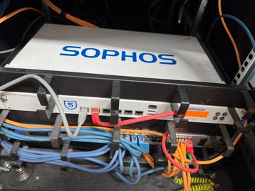Sophos SG210 Gigabit Router beschikbaar voor biedingen