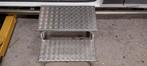 Grote opstap aluminium, Doe-het-zelf en Verbouw, Ladders en Trappen, Ophalen of Verzenden, Zo goed als nieuw, 4 meter of meer