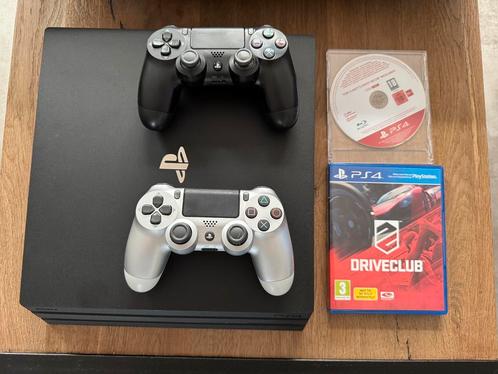 PS4 Pro 1TB + SSD + 2 controllers + 2 spellen, Spelcomputers en Games, Spelcomputers | Sony PlayStation 4, Zo goed als nieuw, Pro