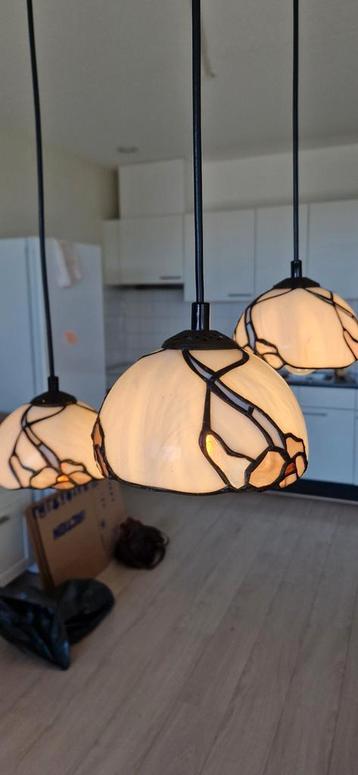 Tiffany hanglampen set van 3 beschikbaar voor biedingen