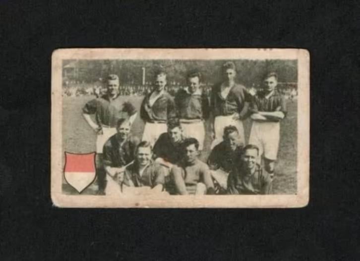 Voetbalplaatje BVV Bloemendaal 1930/1931 (306)., Verzamelen, Ophalen of Verzenden, Zo goed als nieuw