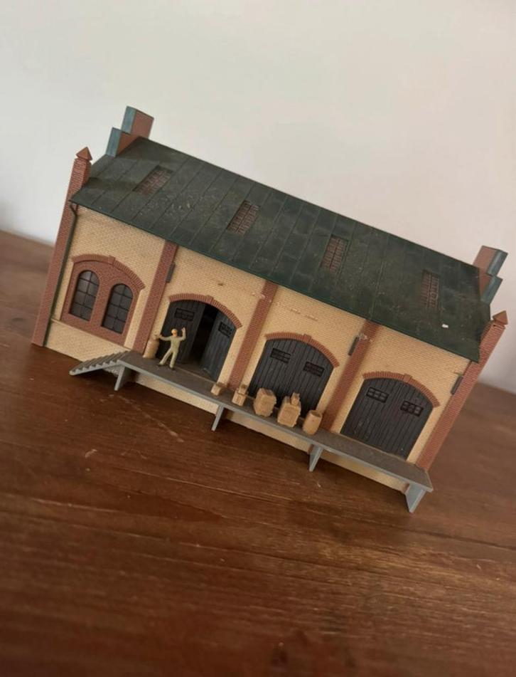Vollmer goederenloods overslag 1:87, Hobby en Vrije tijd, Modeltreinen | H0, Zo goed als nieuw, Brug, Tunnel of Gebouw, Gelijkstroom of Wisselstroom