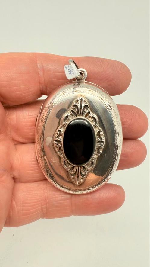 Mooi grote zilveren medaillon met inleg: zwarte onyx., Sieraden, Tassen en Uiterlijk, Kettinghangers, Gebruikt, Zilver, Zwart