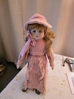 Antieke porseleinen pop, Verzamelen, Poppen, Ophalen of Verzenden, Zo goed als nieuw, Pop