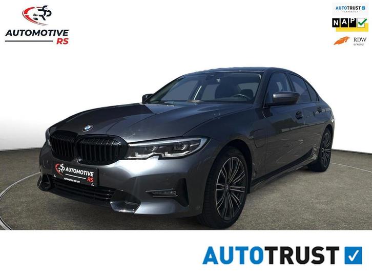 BMW 330e Plug-in Hybrid | 66.417 km | Shadow Line | M Velgen, Auto's, BMW, Bedrijf, Te koop, 3-Serie, ABS, Achteruitrijcamera
