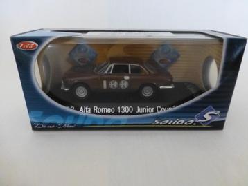 Solido Alfa Romeo 1300 Junior Coupé bruin 100 jaar Alfa   beschikbaar voor biedingen