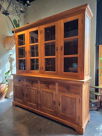 Landelijke teakhouten buffetkast | vitrinekast | keukenkast beschikbaar voor biedingen