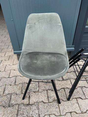 Eetkamer stoelen (4/vier keer) olijfgroen kwantum beschikbaar voor biedingen