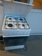 Indesit Gasfornuis met Oven, Ophalen, Gebruikt, 4 kookzones, Gas