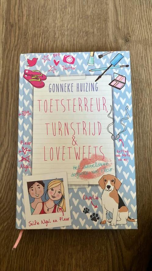Gonneke Huizing - Toetsterreur, turnstrijd en lovetweets, Boeken, Kinderboeken | Jeugd | 10 tot 12 jaar, Zo goed als nieuw, Ophalen