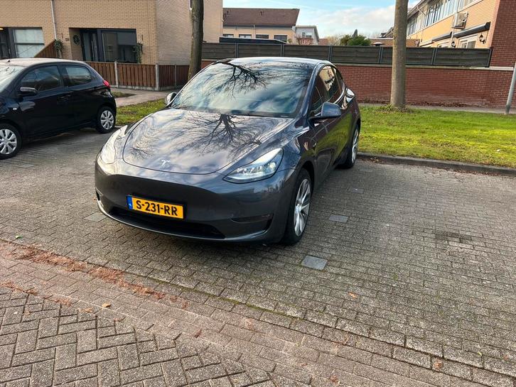 Tesla Model Y Long Range AWD 75 kwh INCL BTW, Auto's, Tesla, Particulier, Model Y, 360° camera, 4x4, ABS, Achteruitrijcamera, Adaptieve lichten