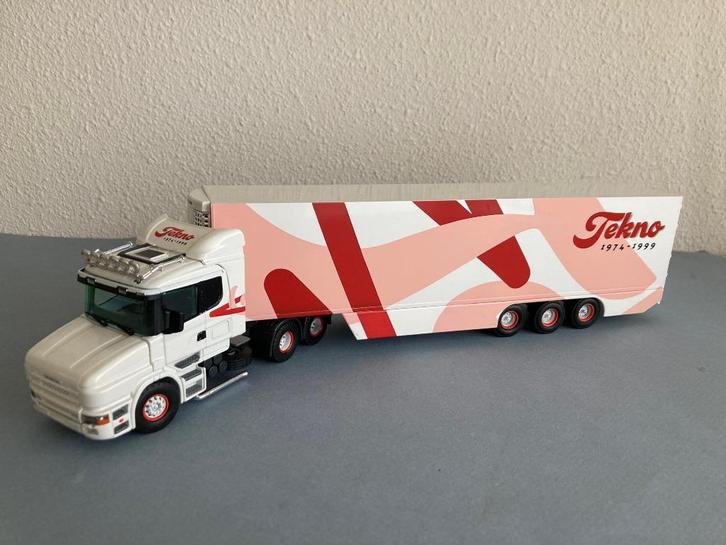 Modelauto, Hobby en Vrije tijd, Modelauto's | 1:50, Nieuw, Bus of Vrachtwagen, Tekno, Ophalen of Verzenden
