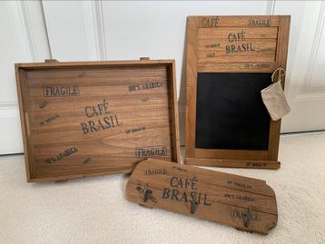Nieuw! Dienblad met bijpassend kapstokje en krijtbord. beschikbaar voor biedingen