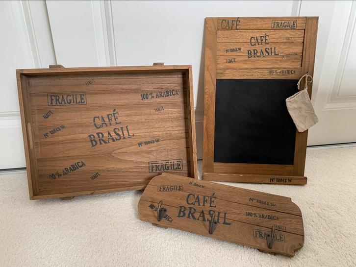 Nieuw! Dienblad met bijpassend kapstokje en krijtbord., Huis en Inrichting, Woonaccessoires | Dienbladen, Zo goed als nieuw, Hout