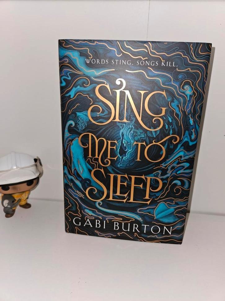 Sing me to Sleep - Fairyloot, Boeken, Fantasy, Zo goed als nieuw, Ophalen of Verzenden