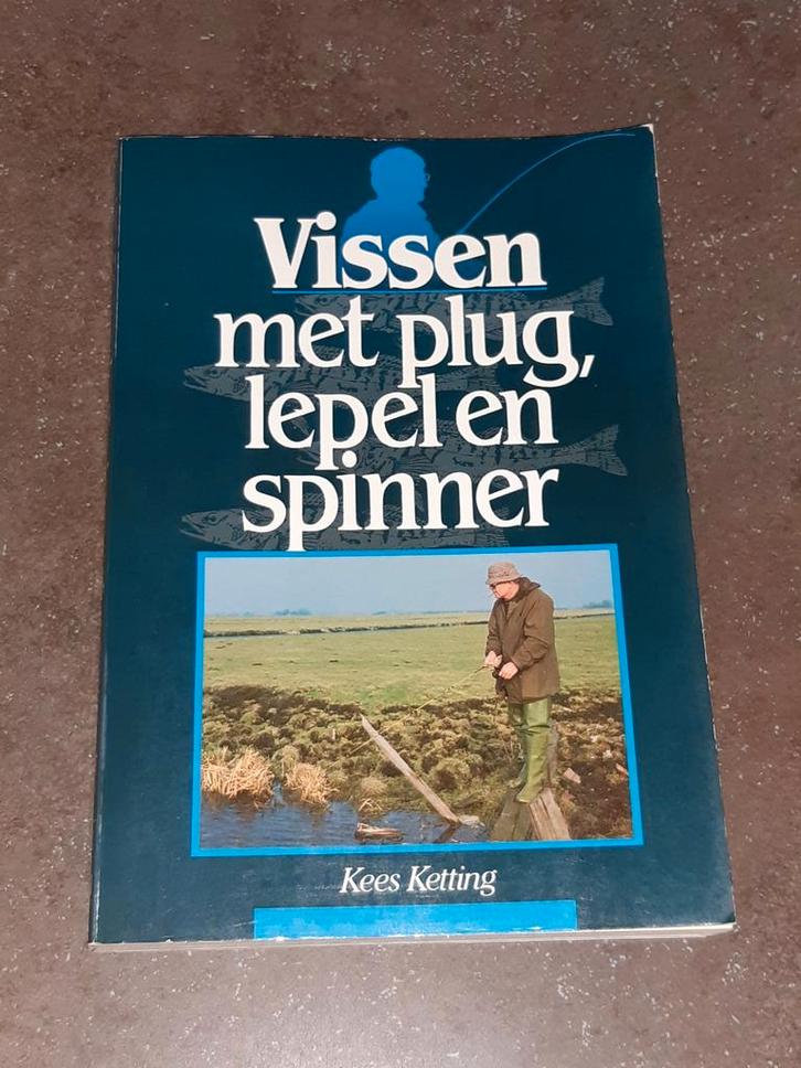 Vissen met plug, lepel en spinner Kees Ketting / sportvissen, Watersport en Boten, Hengelsport | Algemeen, Nieuw, Ophalen of Verzenden