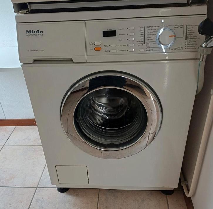 Miele Wasmachine - Novotronic W9616, Witgoed en Apparatuur, Wasmachines, Gebruikt, Voorlader, 4 tot 6 kg, 85 tot 90 cm, 1200 tot 1600 toeren