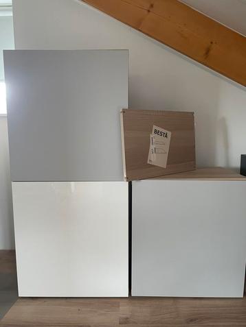 IKEA Besta kast in zeer goede staat incl legplanken! beschikbaar voor biedingen