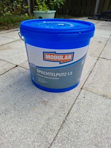 Spachtelputz 1.5 emmer 15kg modulan beschikbaar voor biedingen