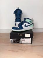 AJ Jordan maat 33, Kinderen en Baby's, Ophalen of Verzenden, Zo goed als nieuw, Jongen of Meisje, Schoenen