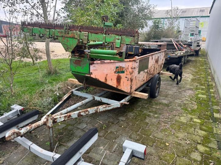 Maaiboot met T-mes en trailer, Zakelijke goederen, Agrarisch | Werktuigen, Overige, Overige typen, Ophalen
