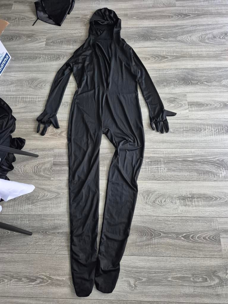 Zwarte Onesie Carnaval Kostuum, Maat 38/40 (M), Carnaval, Ophalen of Verzenden, Zo goed als nieuw