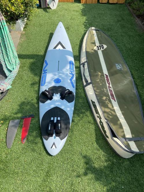 AHD Free 267 – carbon sandwich windsurfboard – met Pro Limit, Watersport en Boten, Windsurfen, Gebruikt, Plank, Minder dan 250 cm