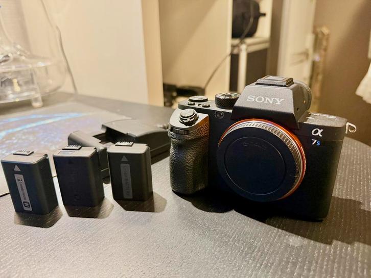 Sony A7s II body met 3 bat terijen en oplader, Audio, Tv en Foto, Fotocamera's Digitaal, Zo goed als nieuw, Sony, Geen optische zoom