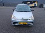 Daihatsu Cuore 1.0 AUT 2006 Grijs, Auto's, 600 kg, 4 cilinders, Origineel Nederlands, 989 cc