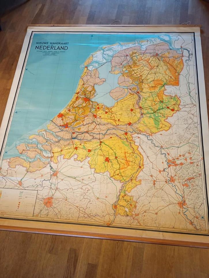 Grote Wandkaart Nederland - Aardrijkskunde, Antiek en Kunst, Antiek | Schoolplaten, Ophalen
