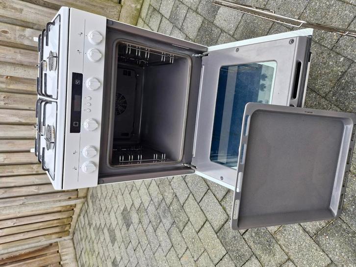 Siemens gasfornuis Electrice oven hetelucht alle opties, Witgoed en Apparatuur, Fornuizen, Zo goed als nieuw, Vrijstaand, Gas