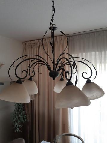 Mooie hanglamp beschikbaar voor biedingen