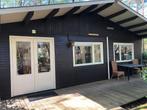 Te huur bos chalet 9 km van Maastricht, In bos, Internet, 2 slaapkamers, Recreatiepark