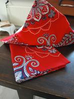 2 Boerenzakdoeken rood, Ophalen of Verzenden, Zo goed als nieuw