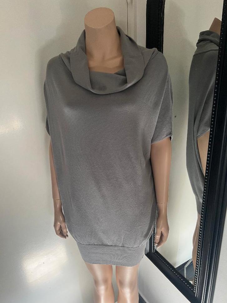 SARAH PACINI      mooie trui  ONE SIZE   NIEUW, Kleding | Dames, Truien en Vesten, Nieuw, Maat 38/40 (M), Grijs, Ophalen of Verzenden