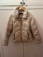 Guess korte winterjas, Ophalen of Verzenden, Gedragen, Maat 42/44 (L), Beige