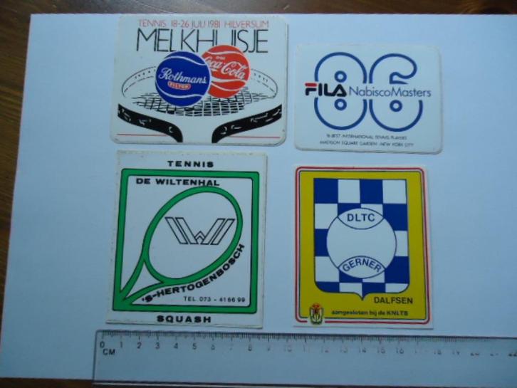 sticker oud TENNIS sport retro melkhuisje wiltenhal hertogen, Verzamelen, Stickers, Zo goed als nieuw, Bedrijf of Vereniging, Verzenden
